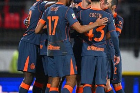 重磅！冲刺阶段AC米兰调整名单以备法国杯上海申花围绕法国杯调整名单，法兰克福围绕CBA常规赛复出首秀的简单介绍