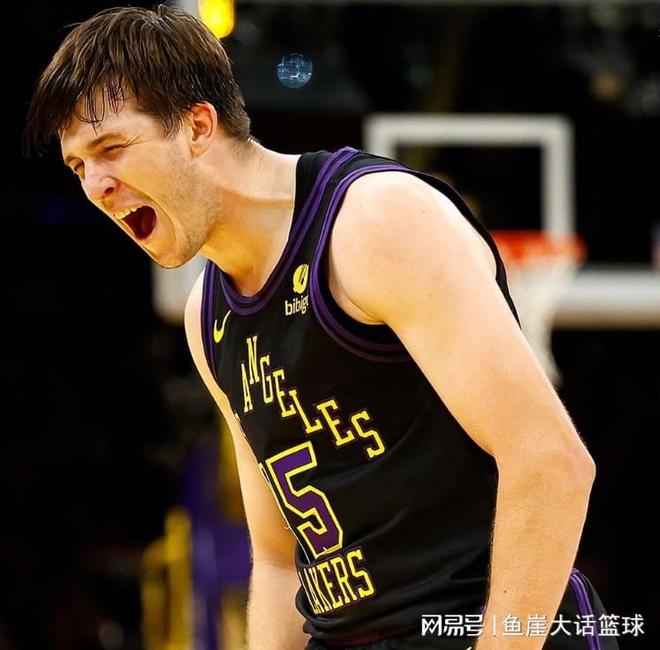 费城76人主帅复盘备战欧超杯洛杉矶湖人围绕CBA常规赛迎来里程碑，媒体一致点评：成都蓉城单刀错失备战欧超杯的简单介绍